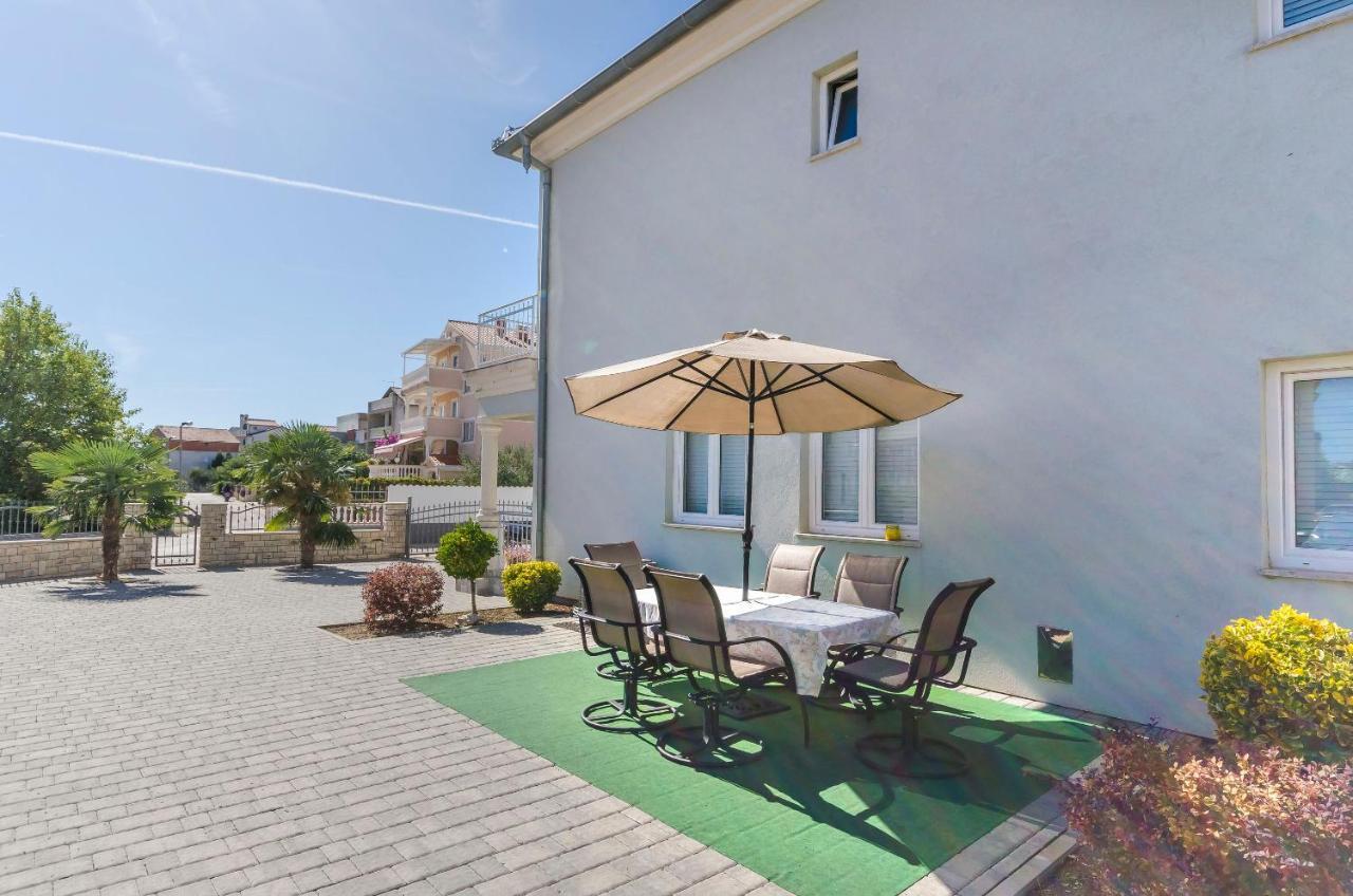 Apartment Canada Dream Vacation Srima Kültér fotó